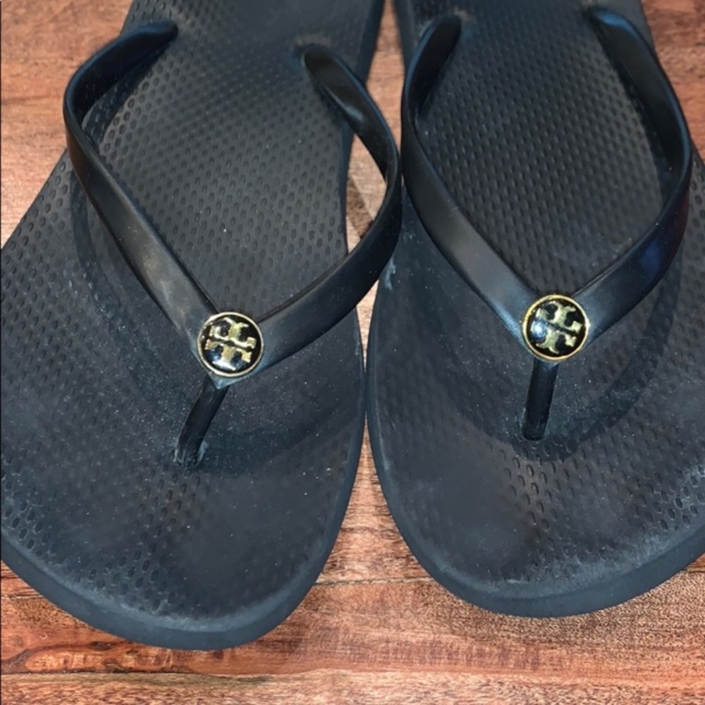 Tory Burch Thin Flip-Flop